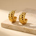 Croissant Ribbed Huggies — 18k Gold-Plated Steel